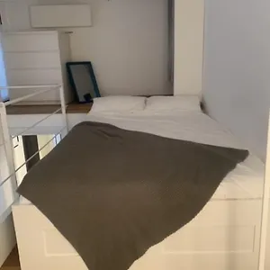 Apartment Piccolo Loft Cadorna, Milan