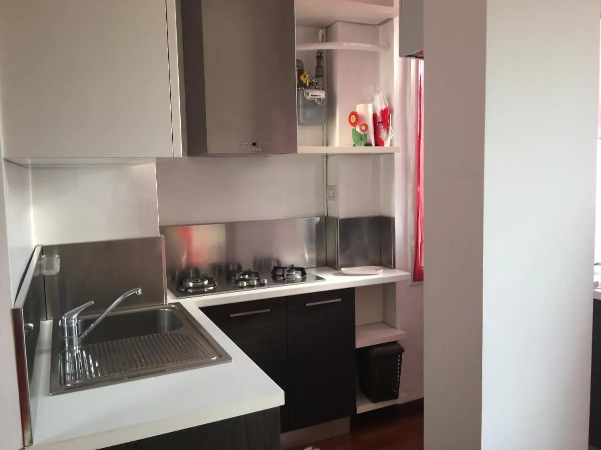 Appartamento Splendido Bilocale adiacente metro M5 - Ca Granda Milano Italia